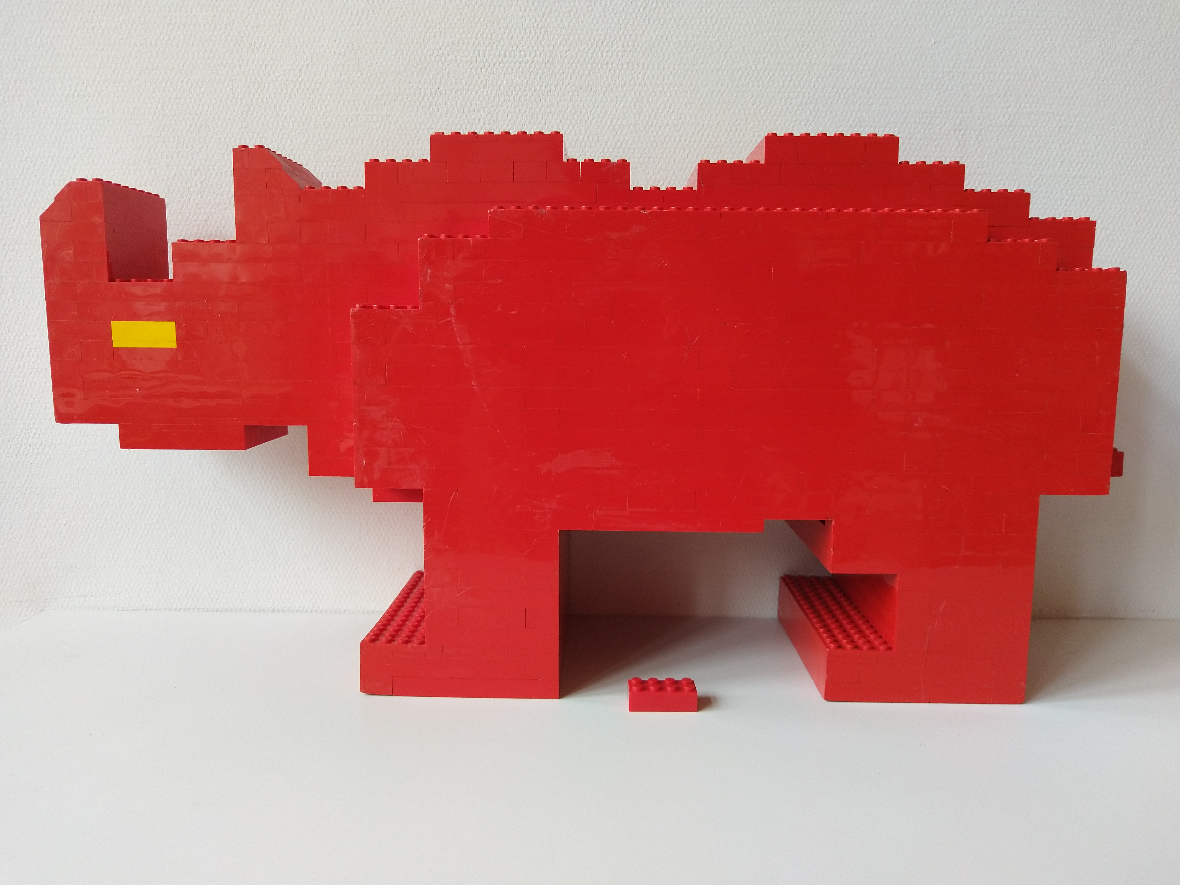 big_red_rino_-_side.jpg