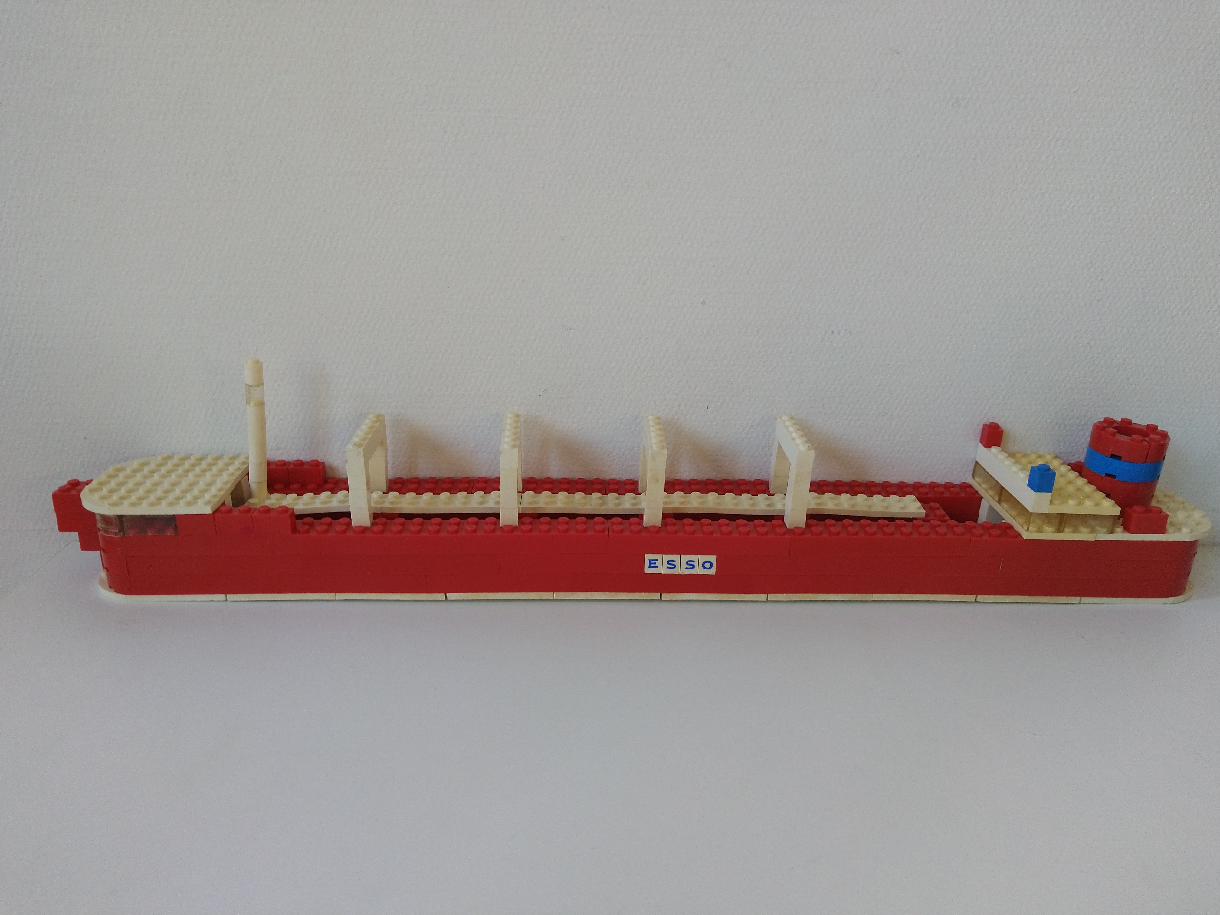 esso_tankership_1960.jpg