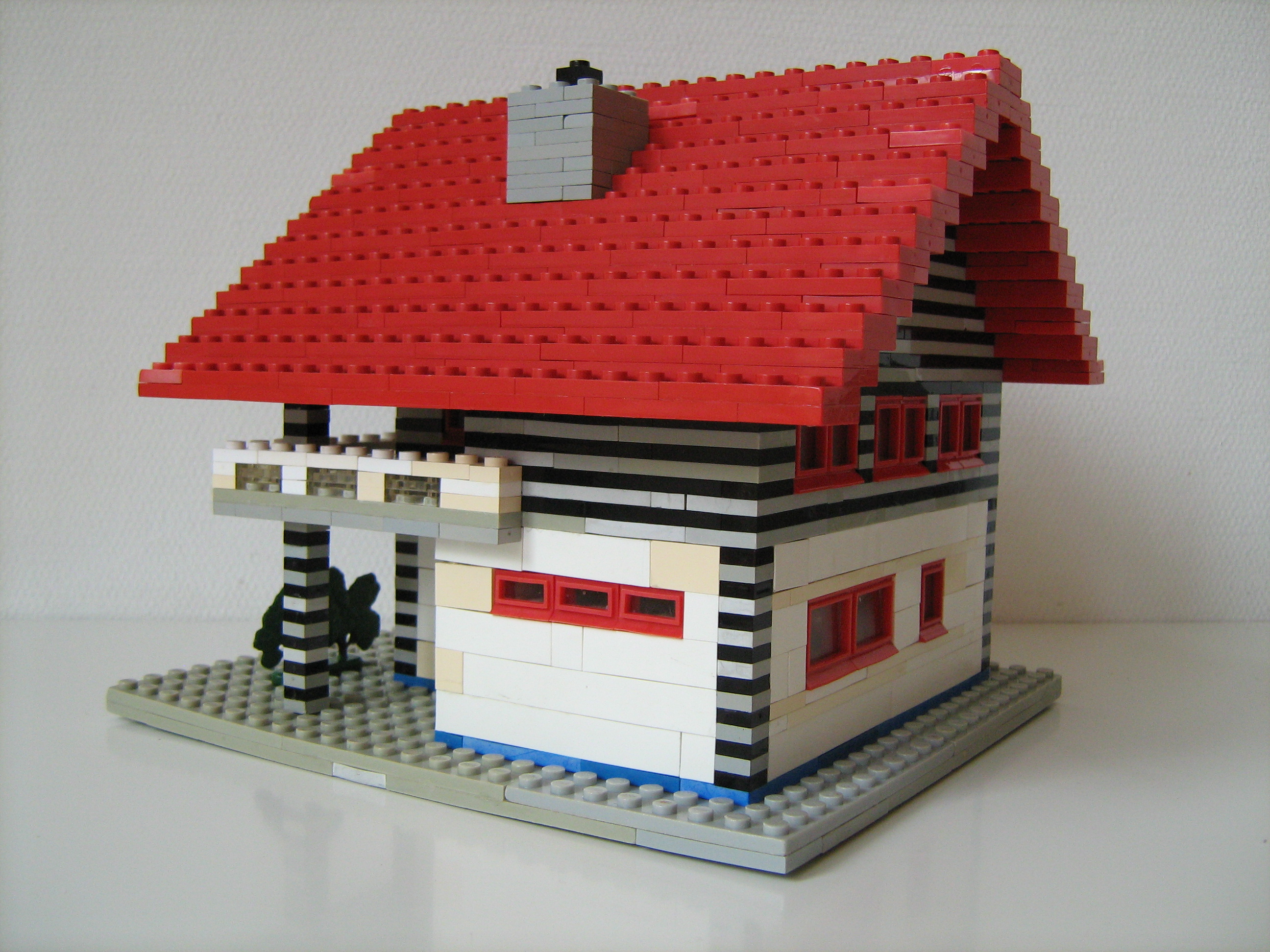 swiss_bungalow_-_back.jpg