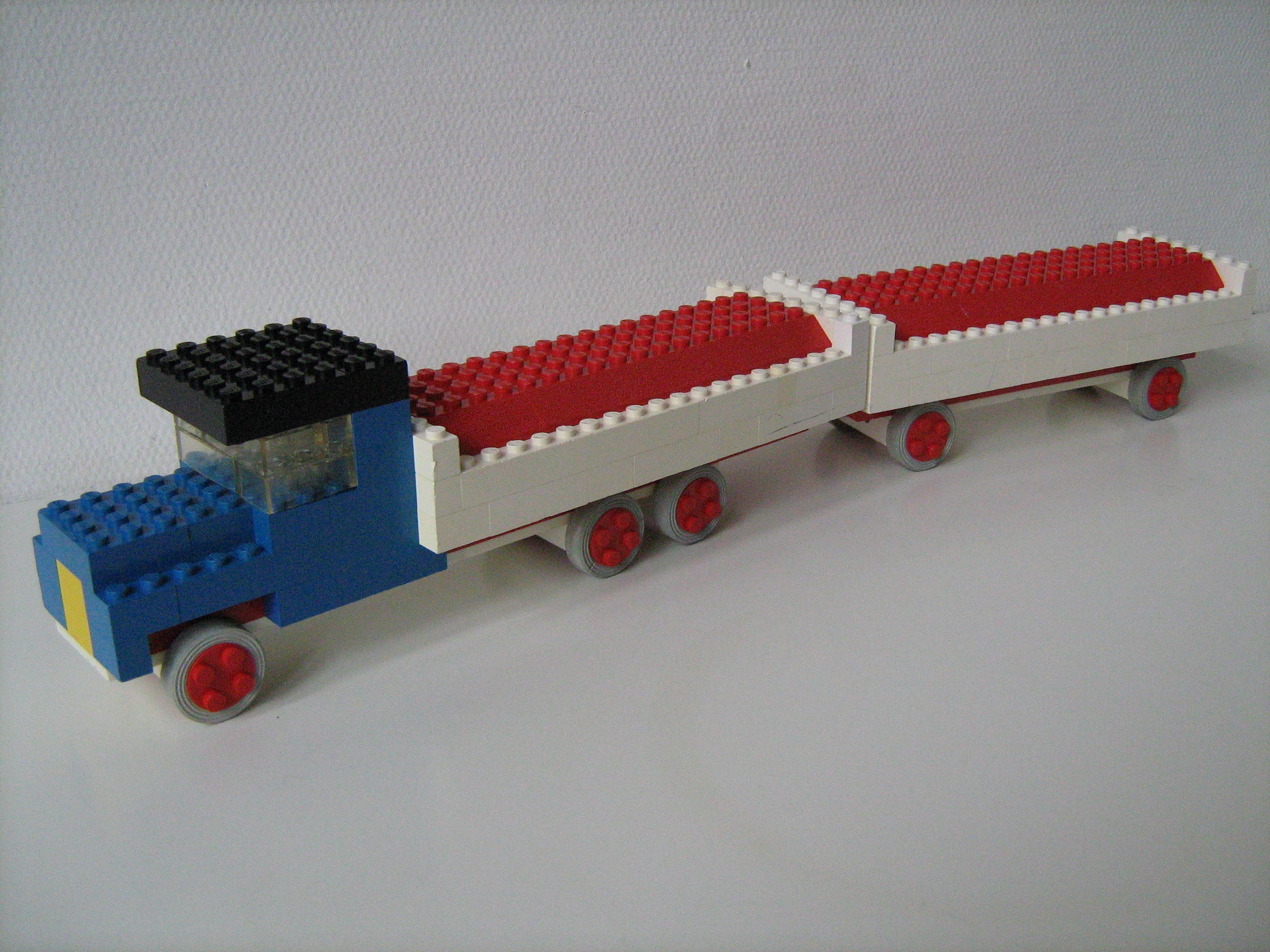 truck_and_trailer_circa_1965_-_side.jpg