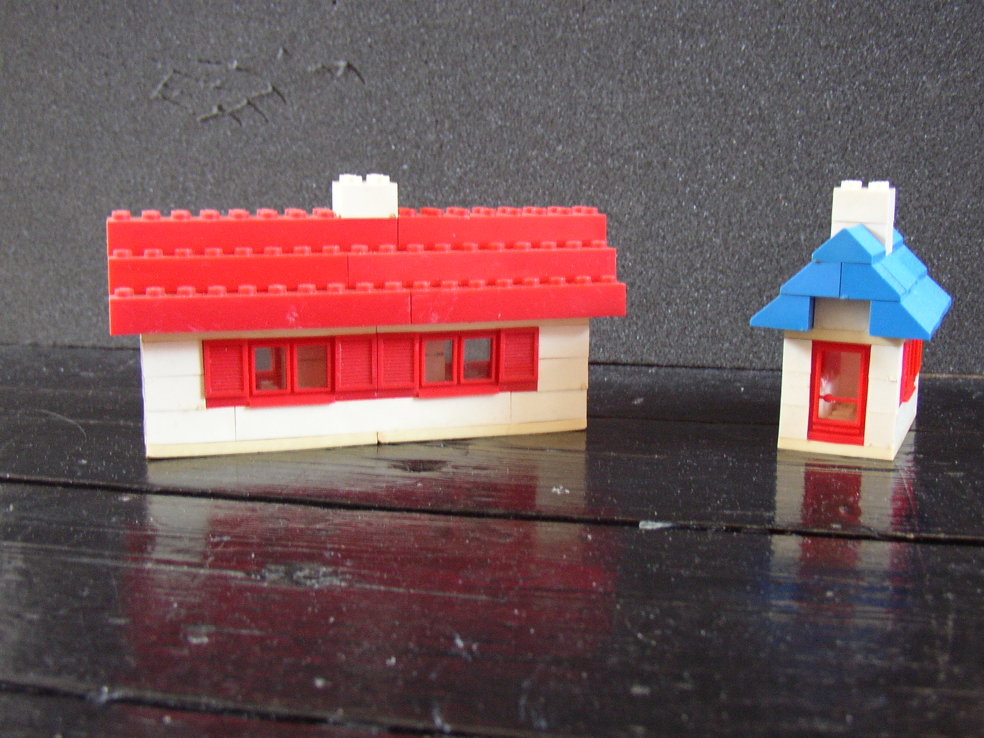 1958_townplan_eu_version_two_houses_-_back.jpg
