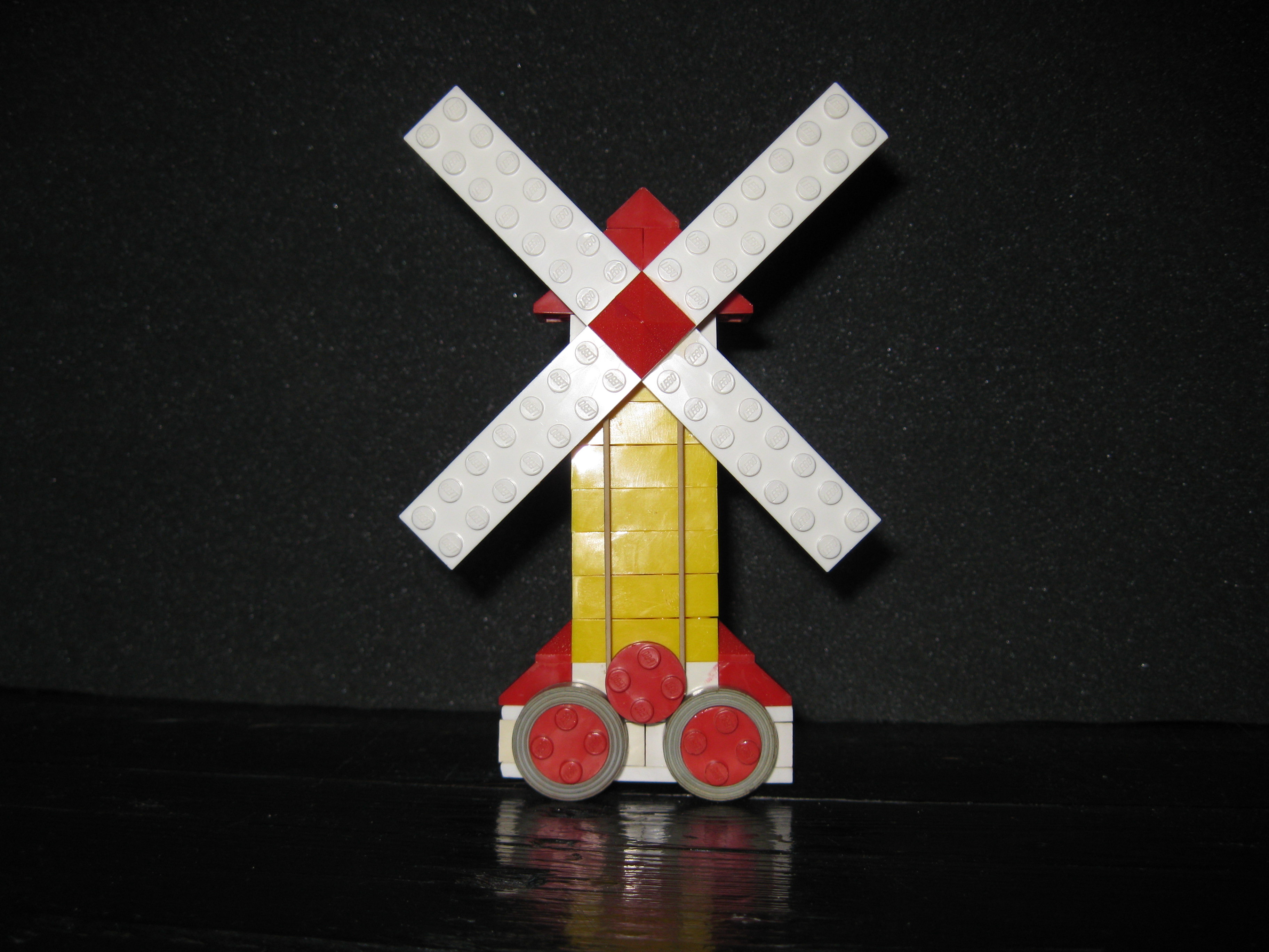 1966_windmill_from_book_239_wir_bauwen_mit_lego.jpg