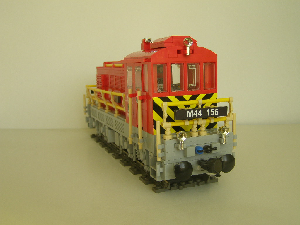 m44bobo05.jpg