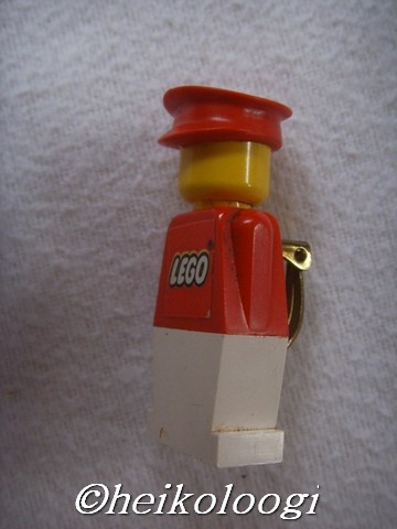 pin-minifig-old.jpg