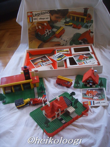 380box.jpg