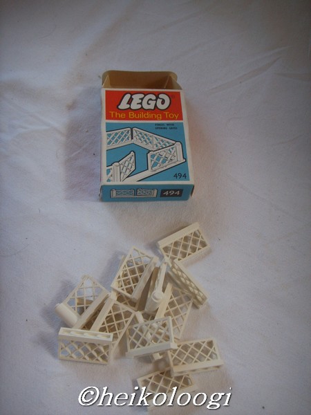 494box.jpg
