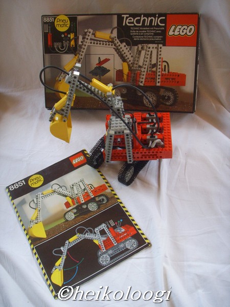 8851box.jpg