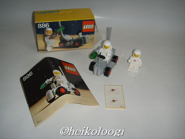 886box.jpg