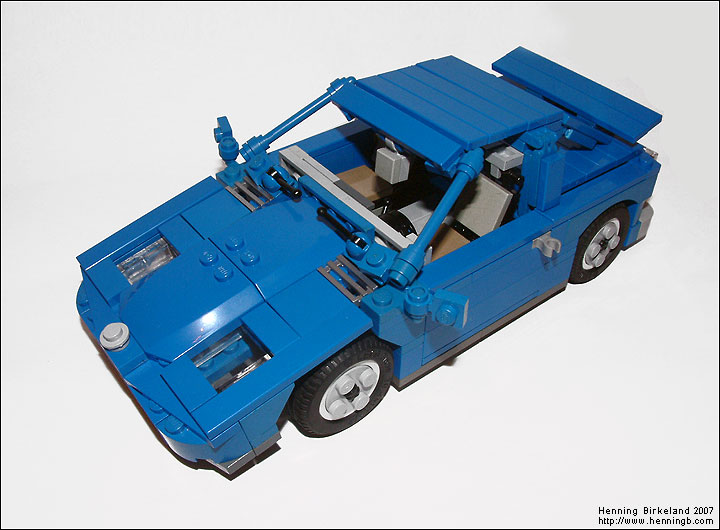 bluecar1.jpg