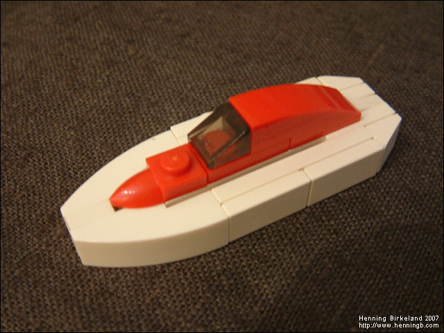 littleboat.jpg