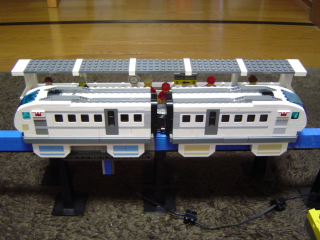 monorail1038.jpg