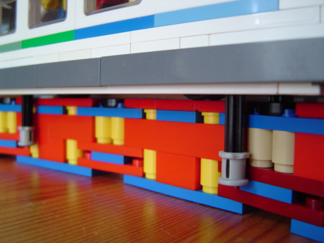 monorail504.jpg