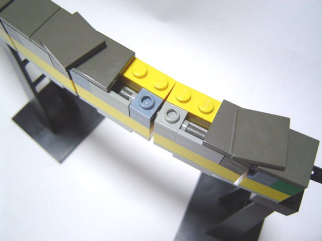 monorail907.jpg