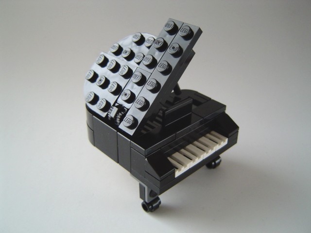 minigrandpino04.jpg