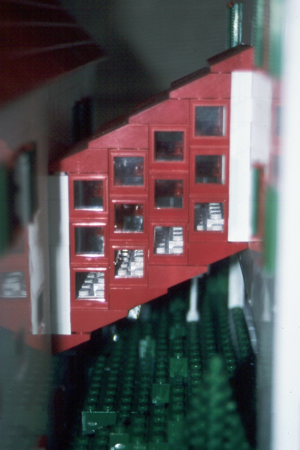 011000-006.jpg