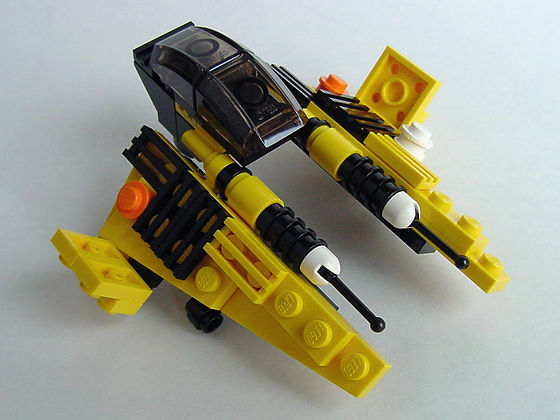 sw_jedistarfighter_01.jpg