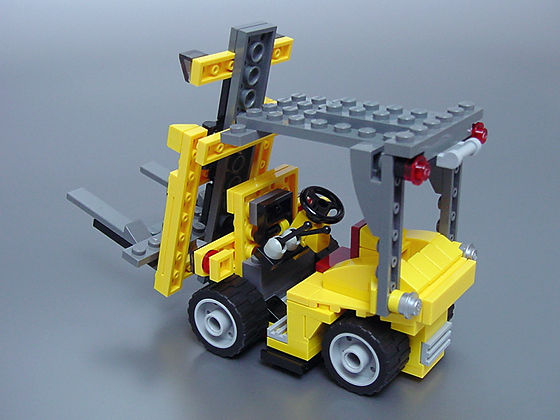 4939_forklift_03.jpg