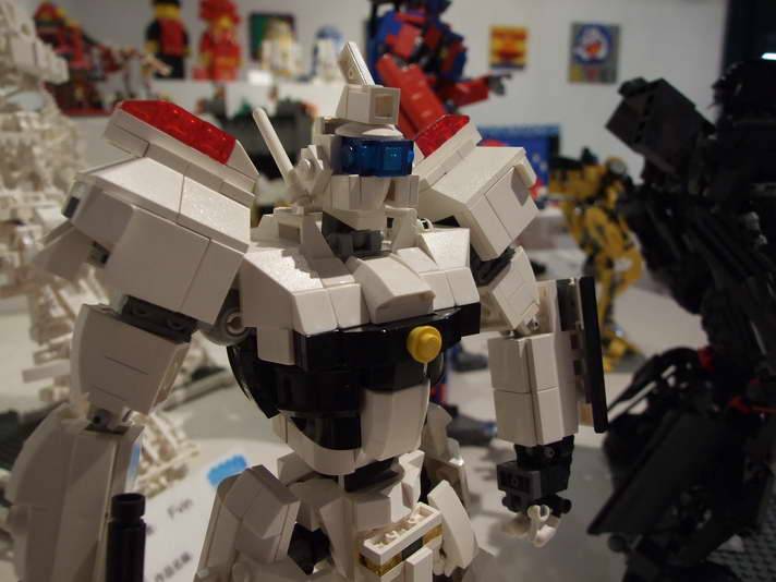 2007-1230-lego_300.jpg