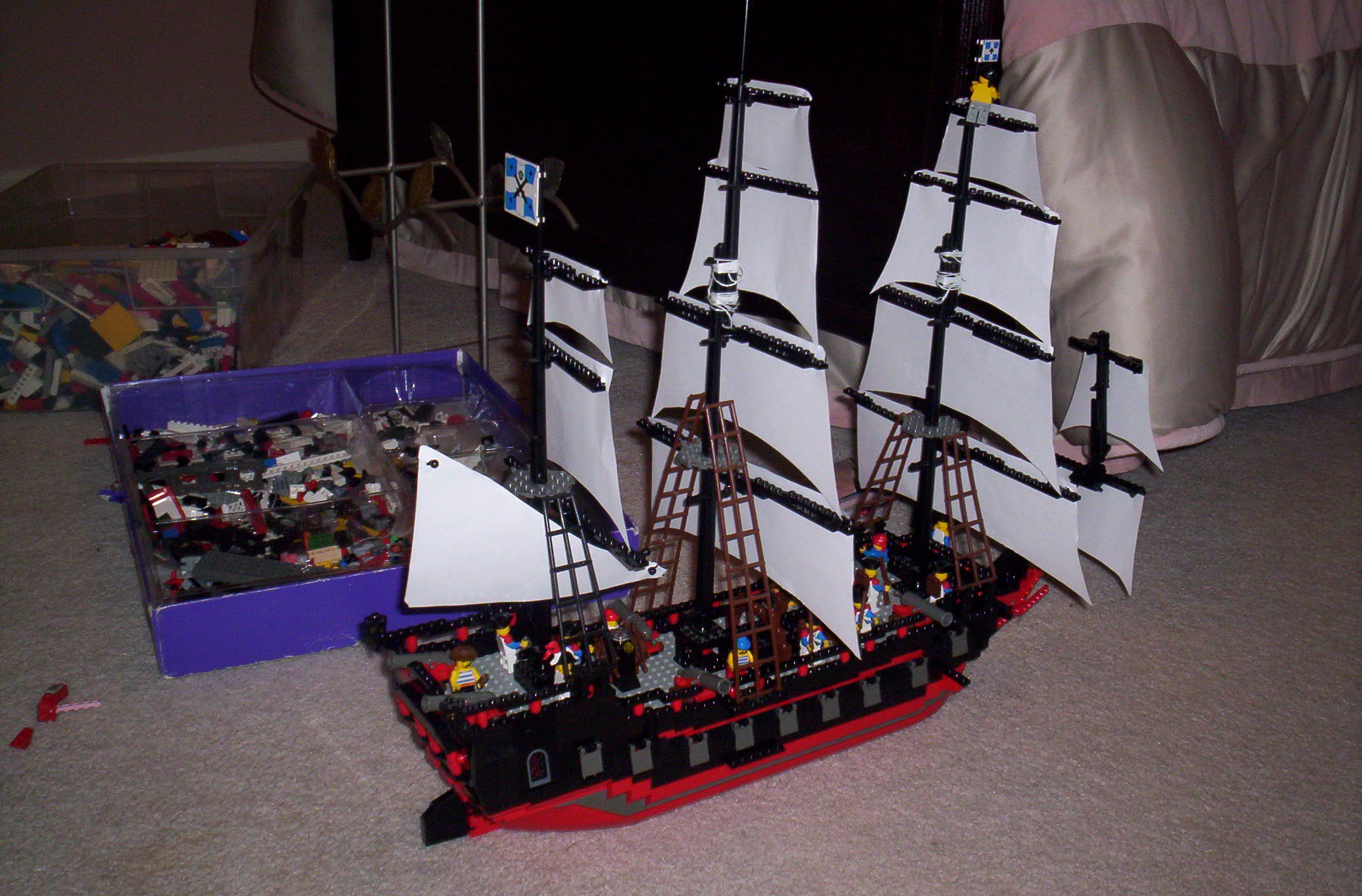 new_frigate_002.jpg