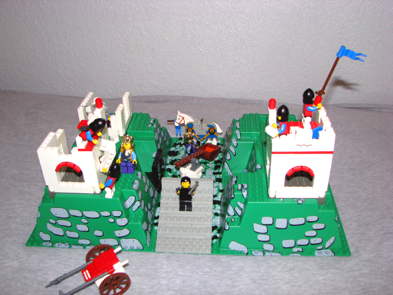 royalcastle04.jpg