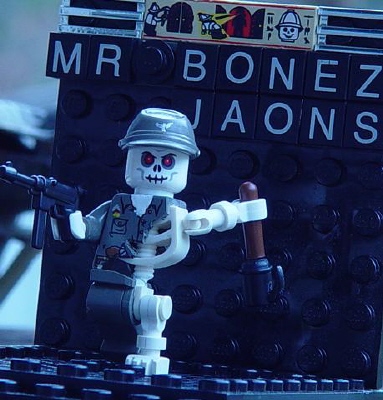 undead_soldier_and__undead_suicide_bomber_004.jpg