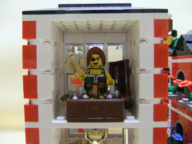 034-4f-treasure-pirate.jpg