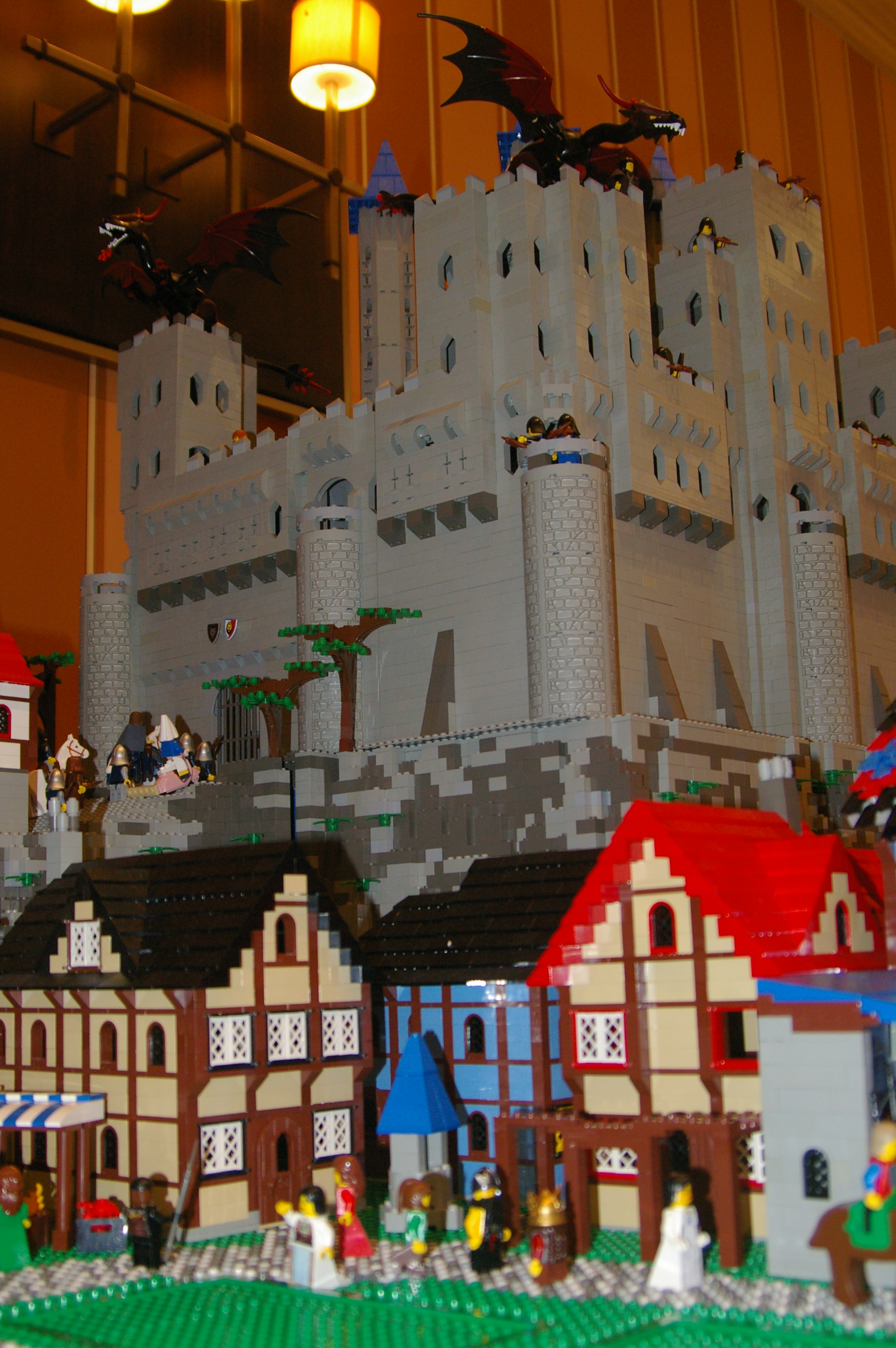 1_village_and_castle_3.jpg
