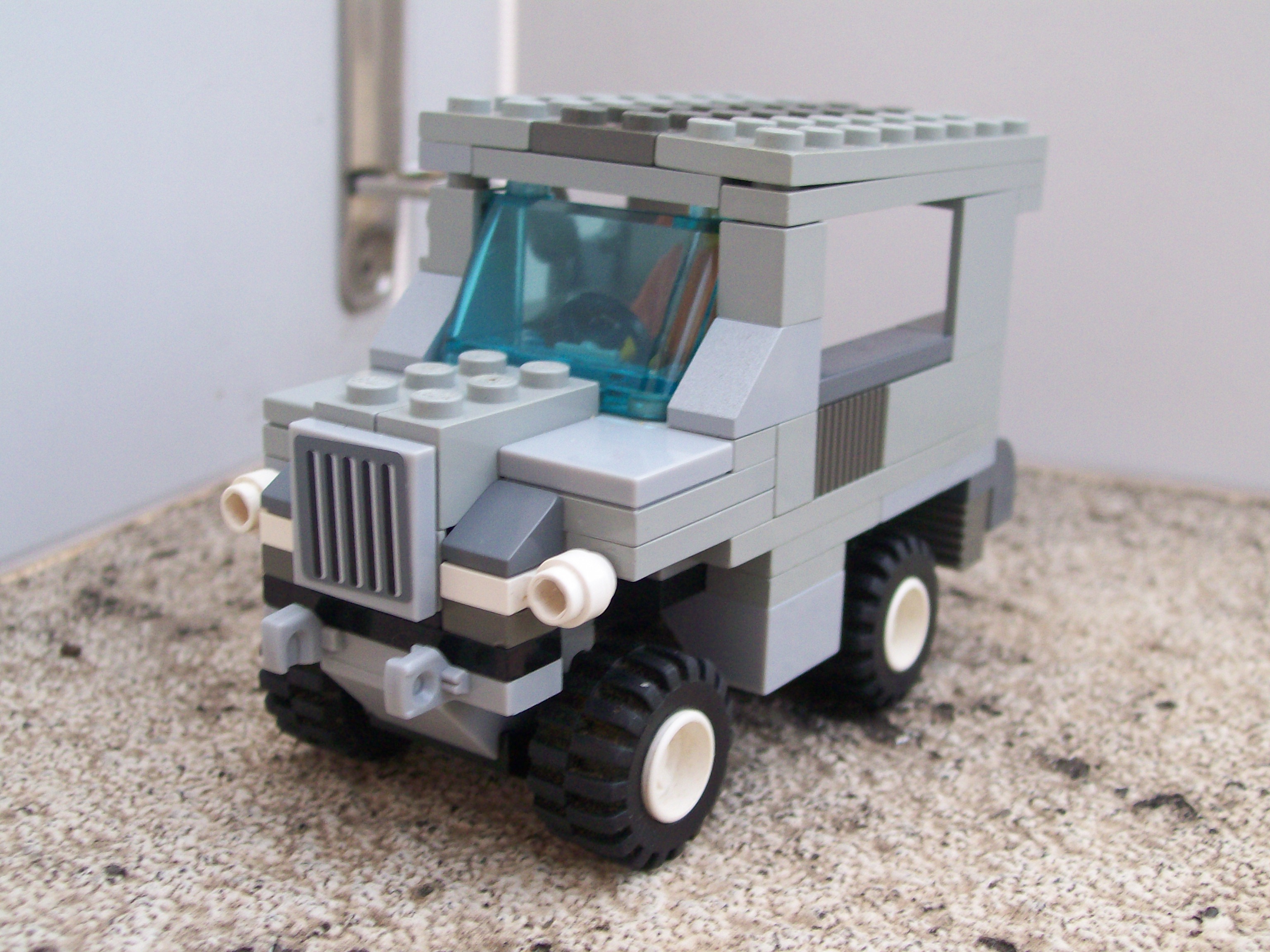 jeep_dir_frente.jpg