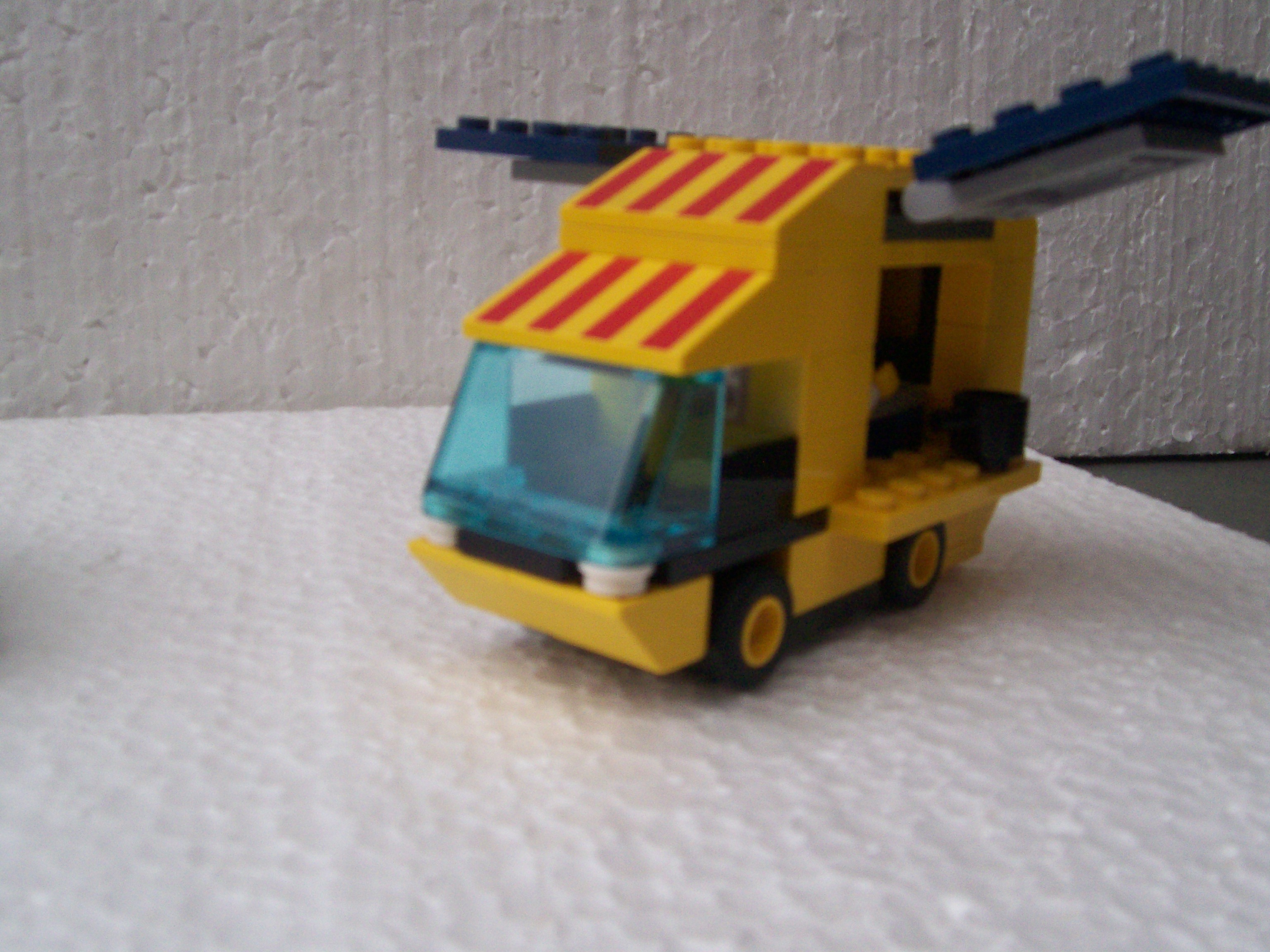 trailer_bar_020.jpg