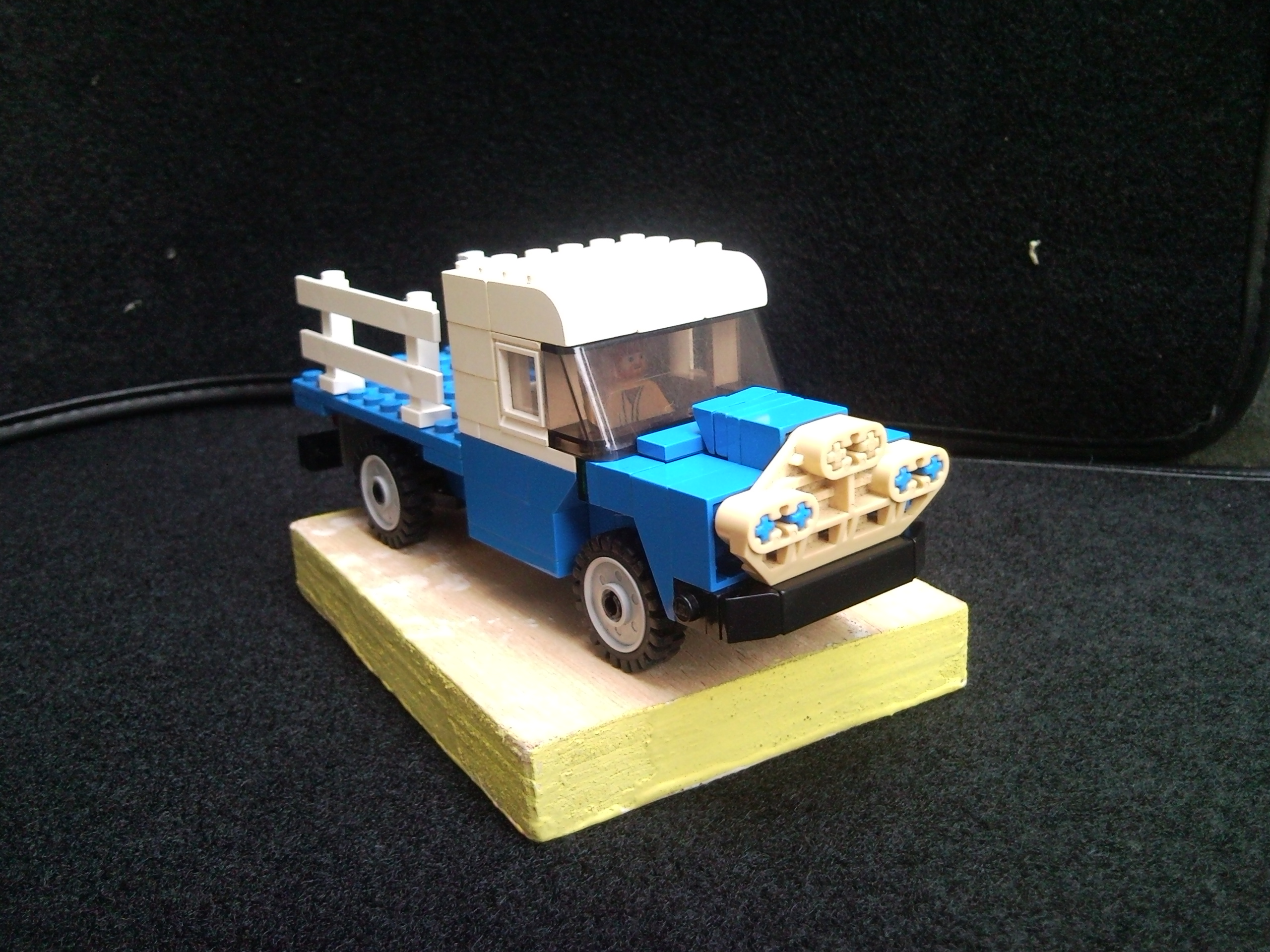 ford_campo_1.jpg