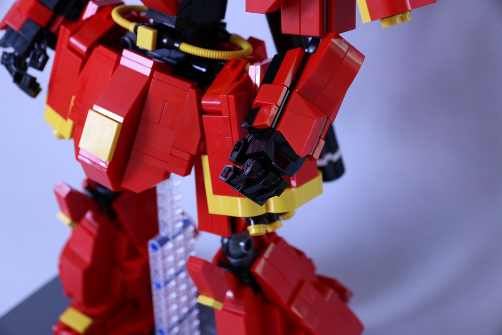 sazabi-23.jpg