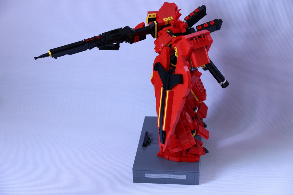 sazabi-49.jpg
