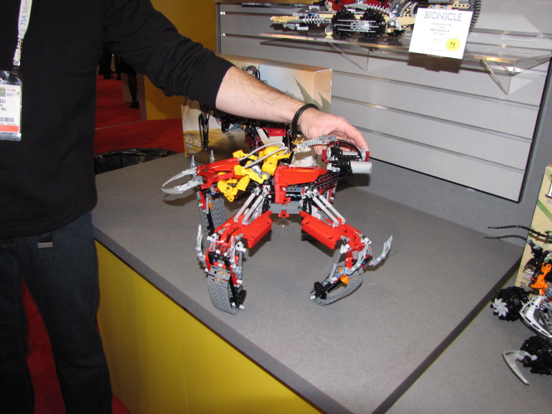 toy_fair_3.jpg