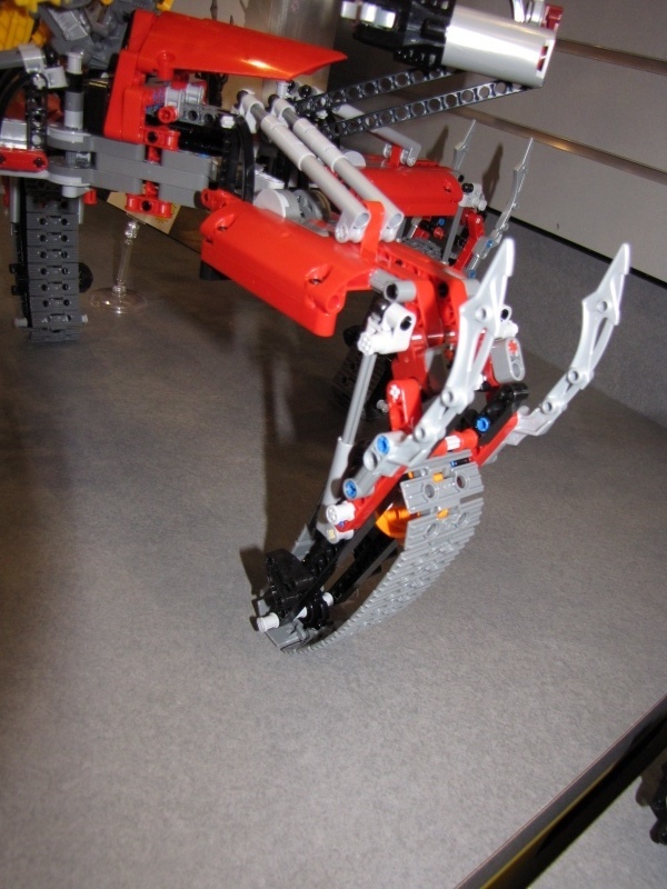 toy_fair_47.jpg