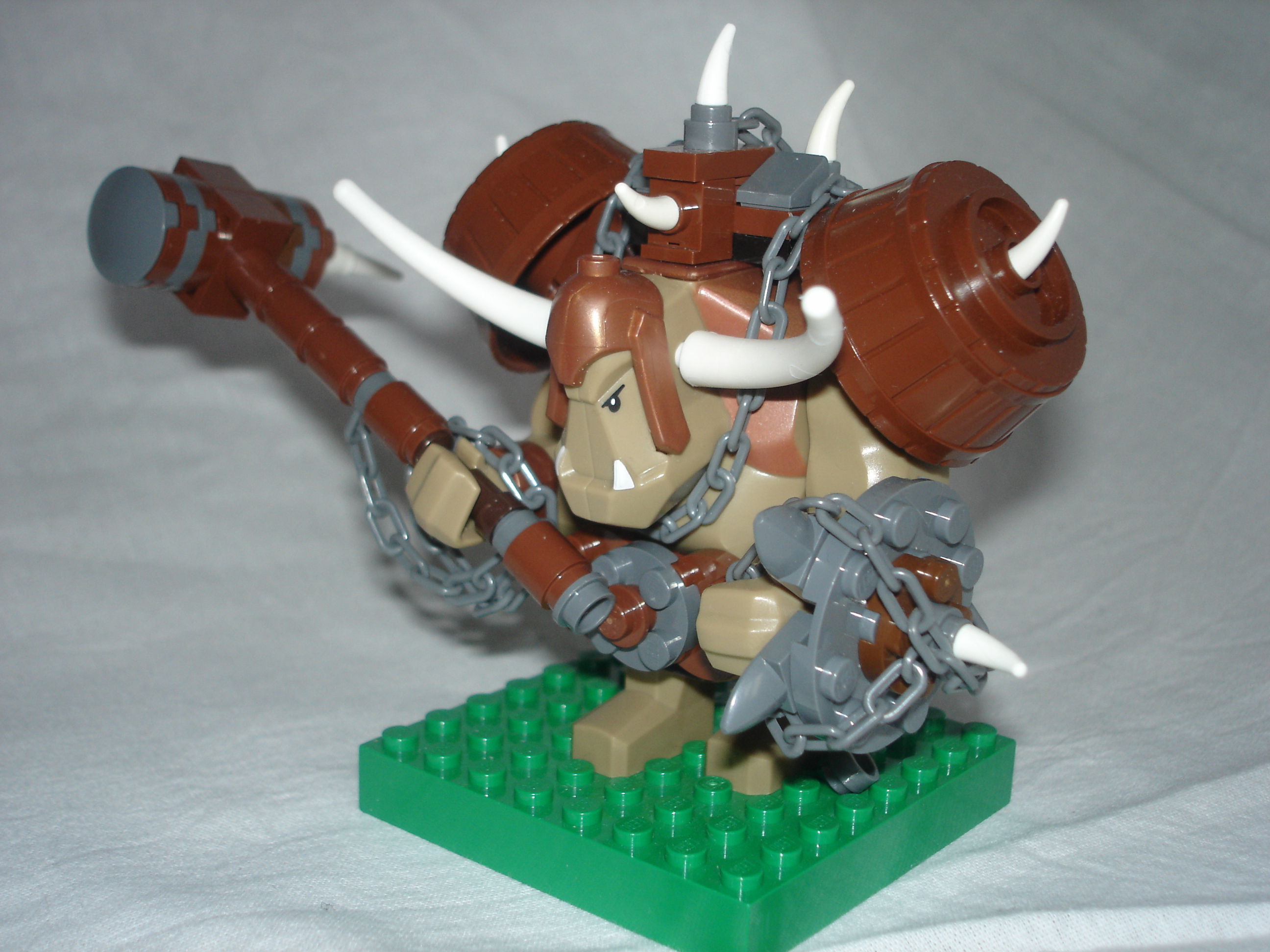brown_armored_troll_02.jpg