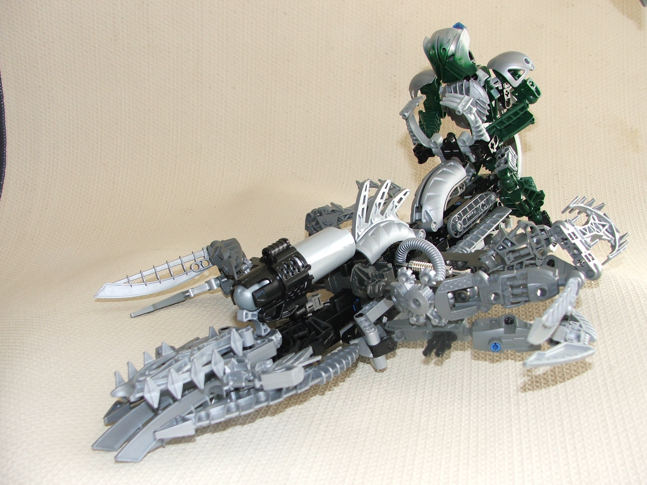 bionicle_vehicles_012.jpg