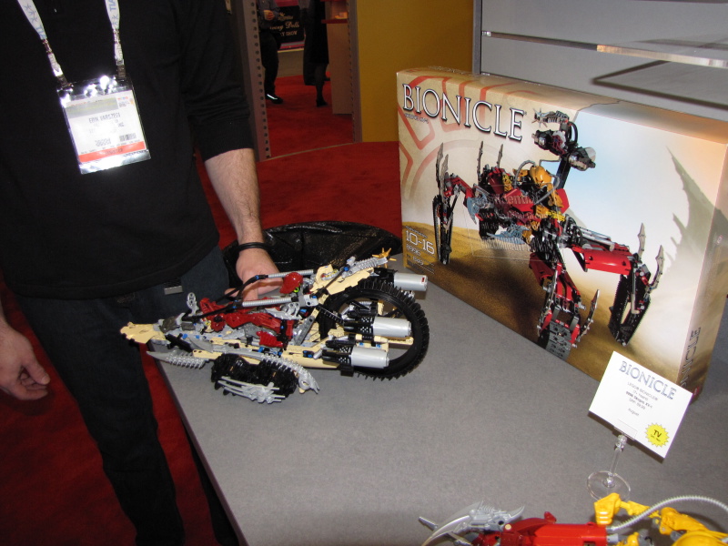 toy_fair_10.jpg