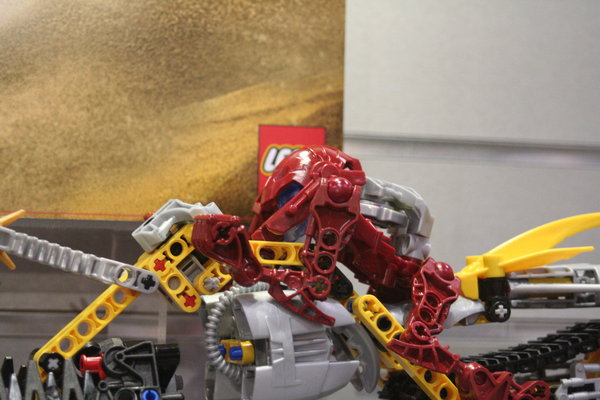 toy_fair_104.jpg