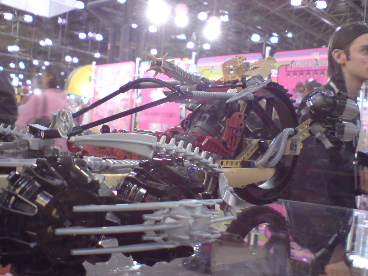 toy_fair_117.jpg