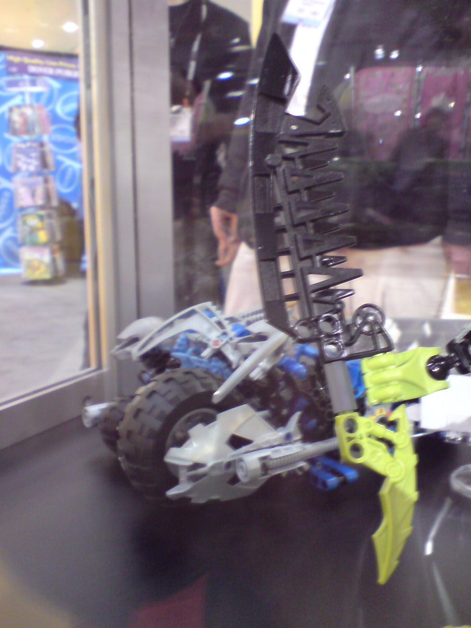 toy_fair_123.jpg