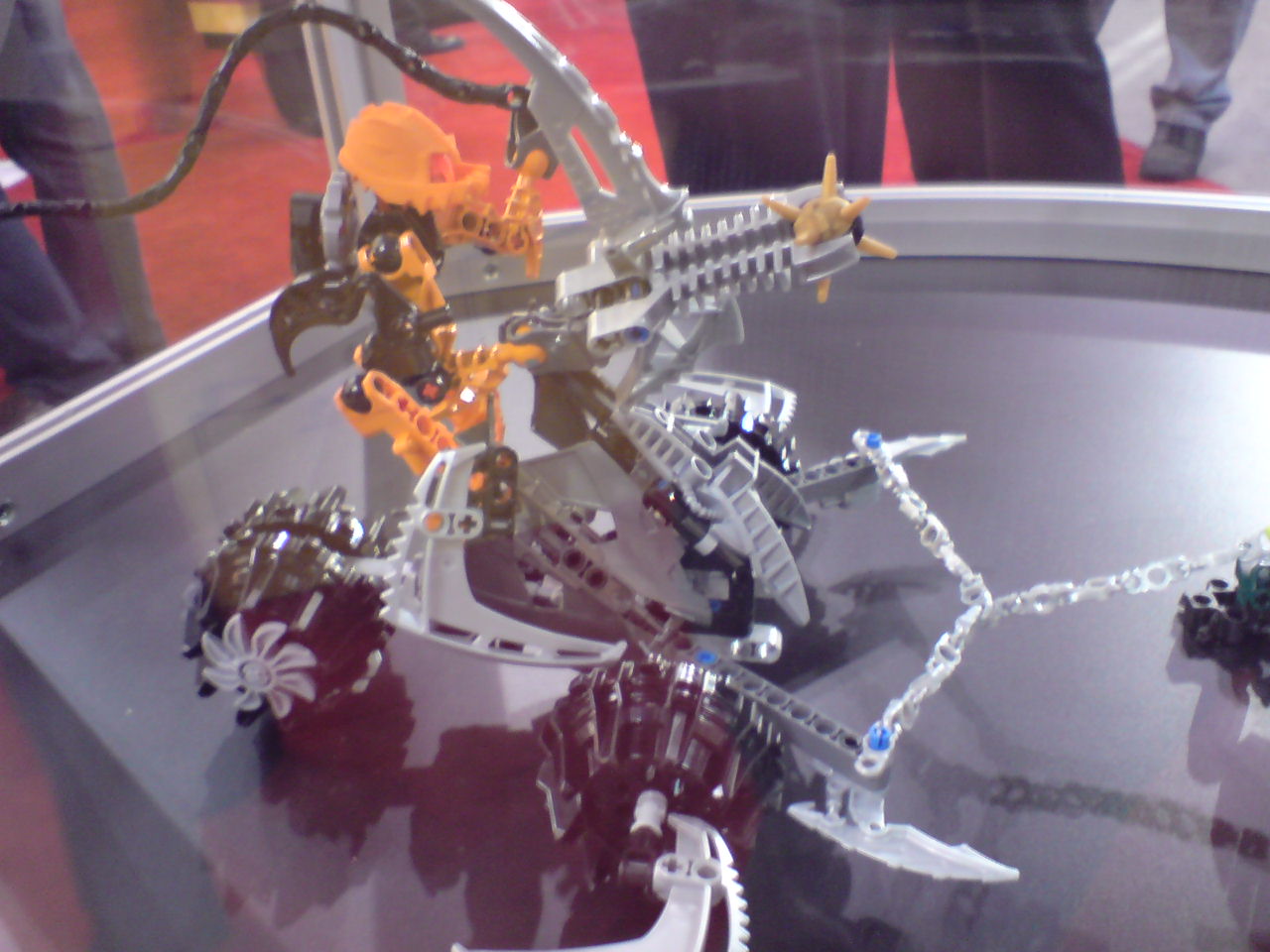toy_fair_137.jpg