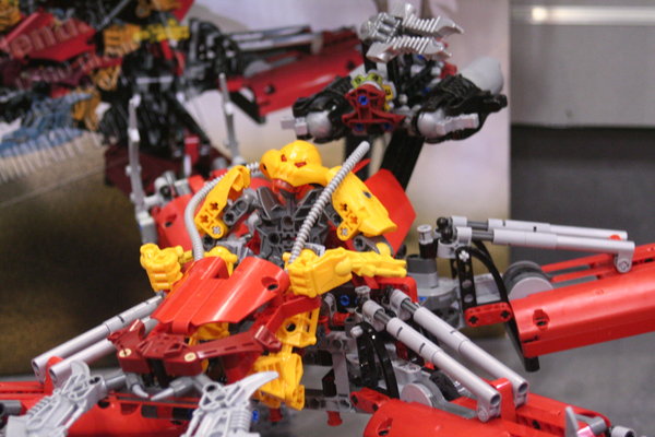 toy_fair_158.jpg
