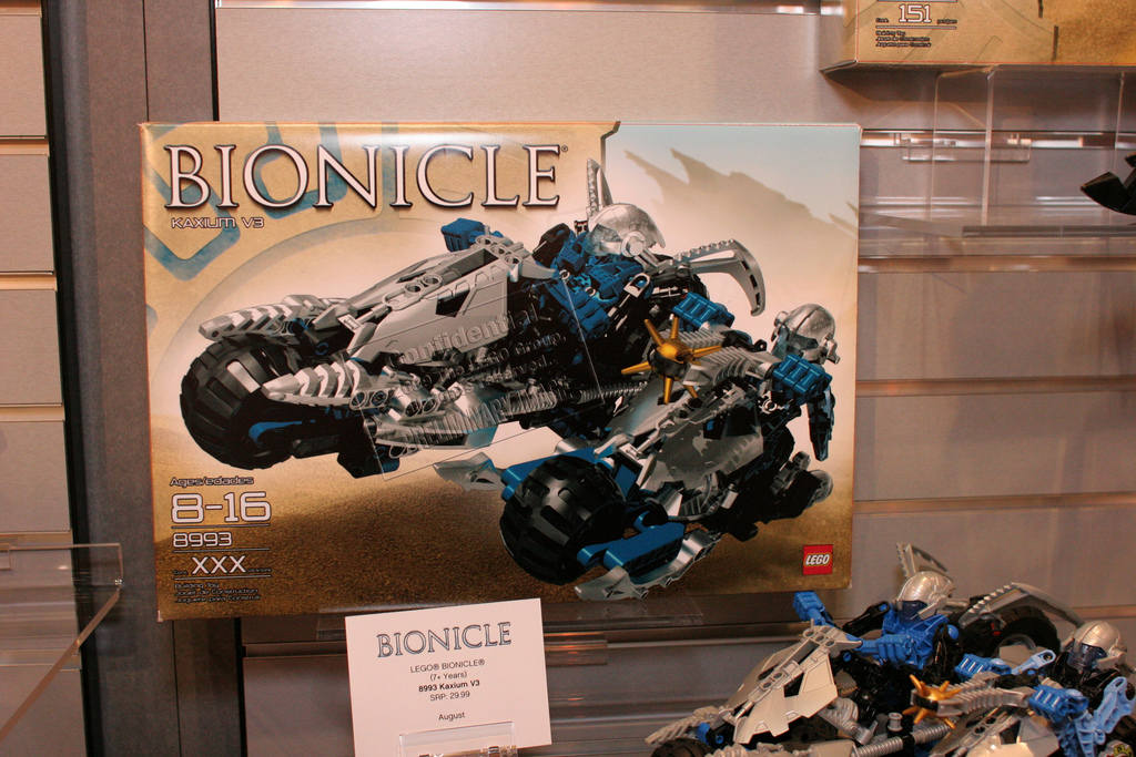 toy_fair_74.jpg