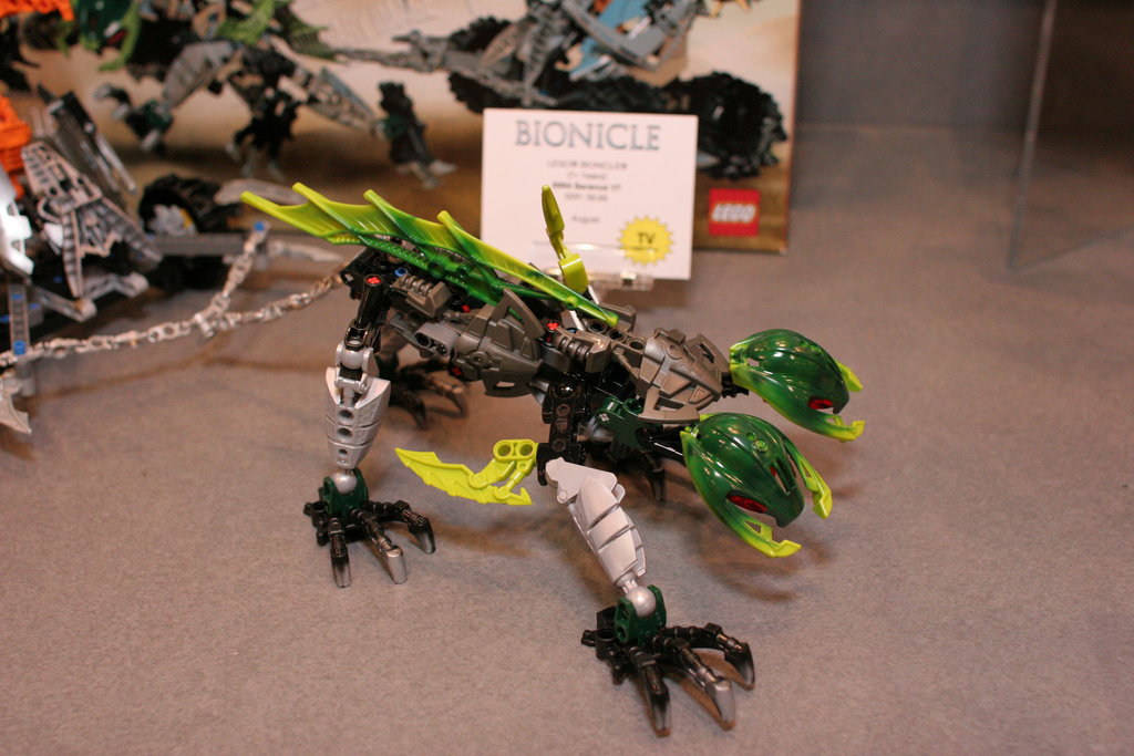 toy_fair_76.jpg