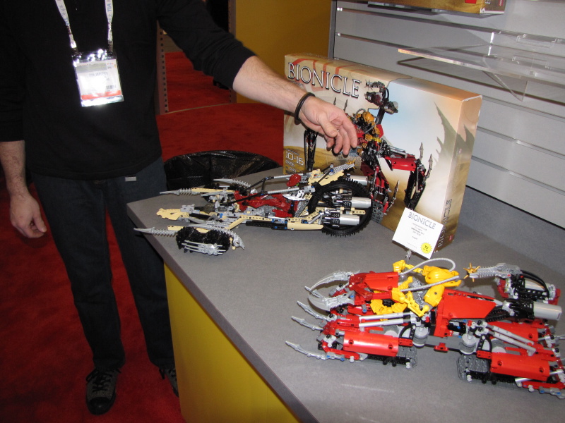 toy_fair_8.jpg