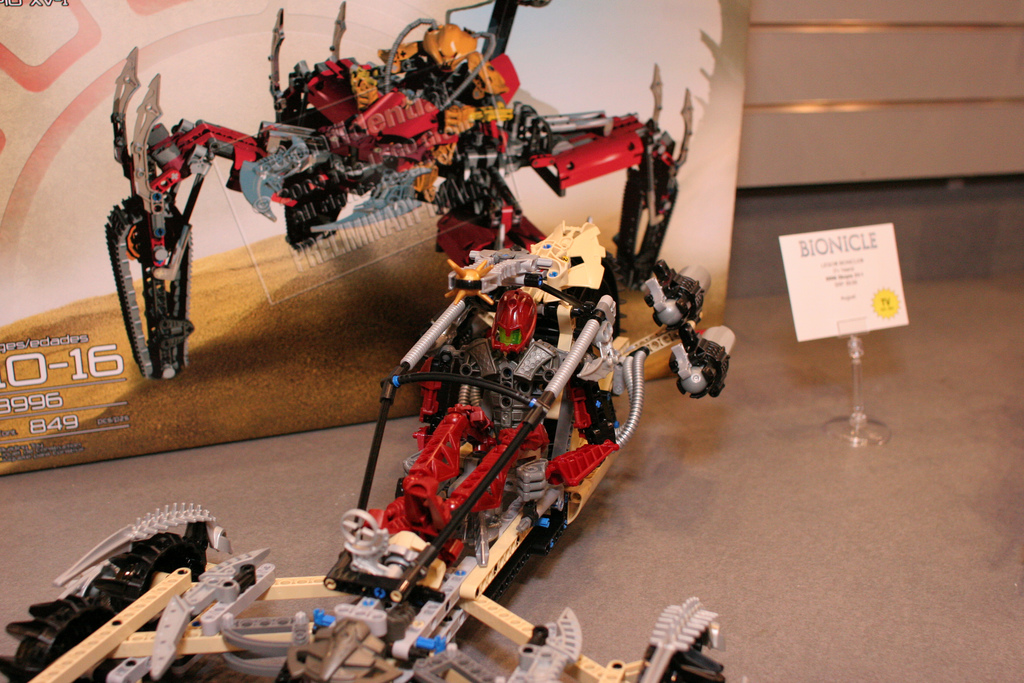 toy_fair_81.jpg