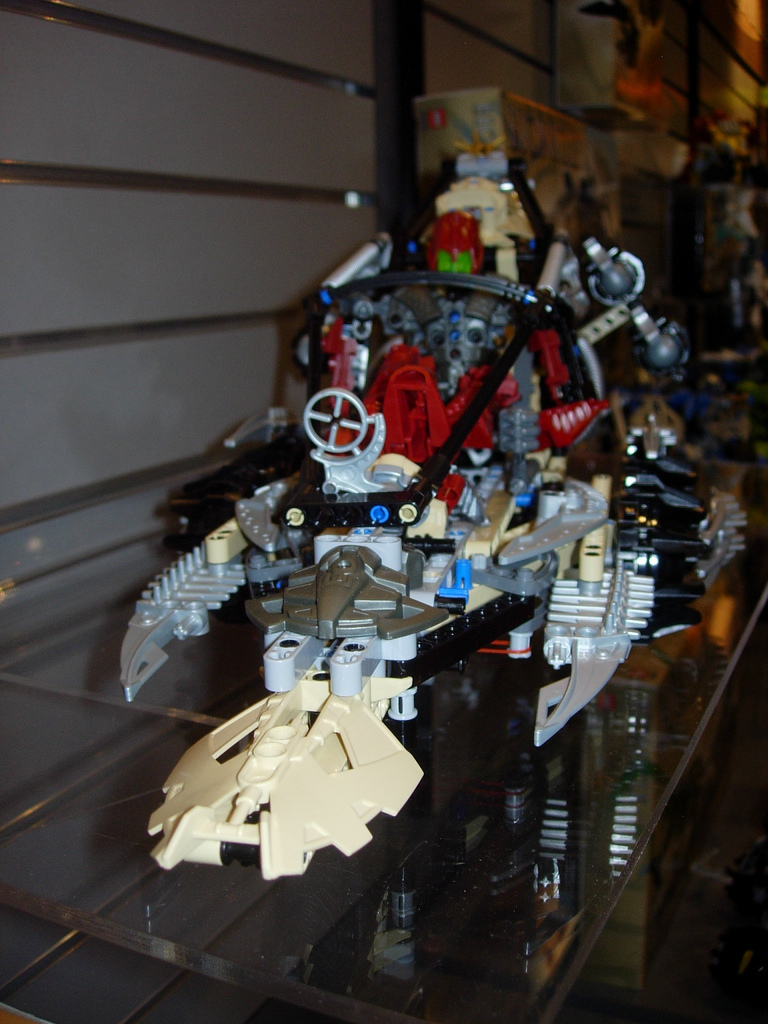 toy_fair_92.jpg