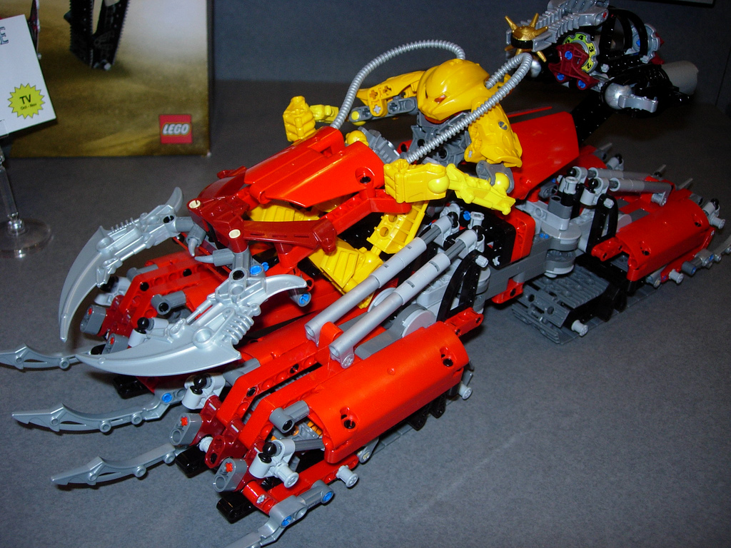 toy_fair_94.jpg