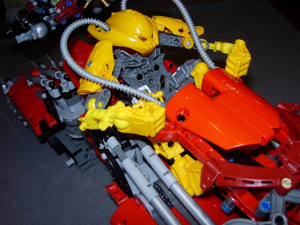 toy_fair_95.jpg