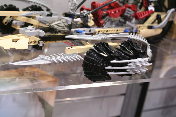 toy_fair_98.jpg